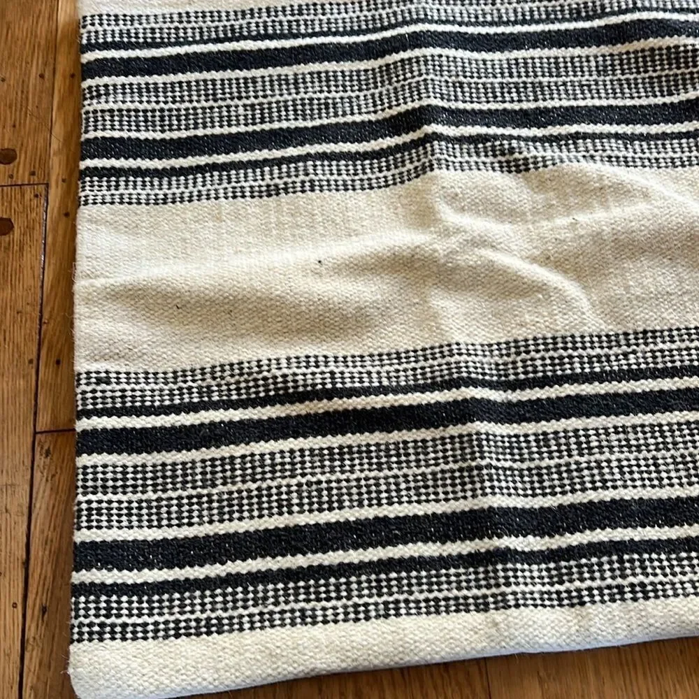 Cream / Smokey Blue Pillow Cover